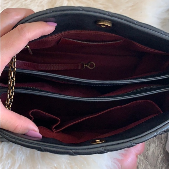 Chanel Purse - Picture 3 of 4